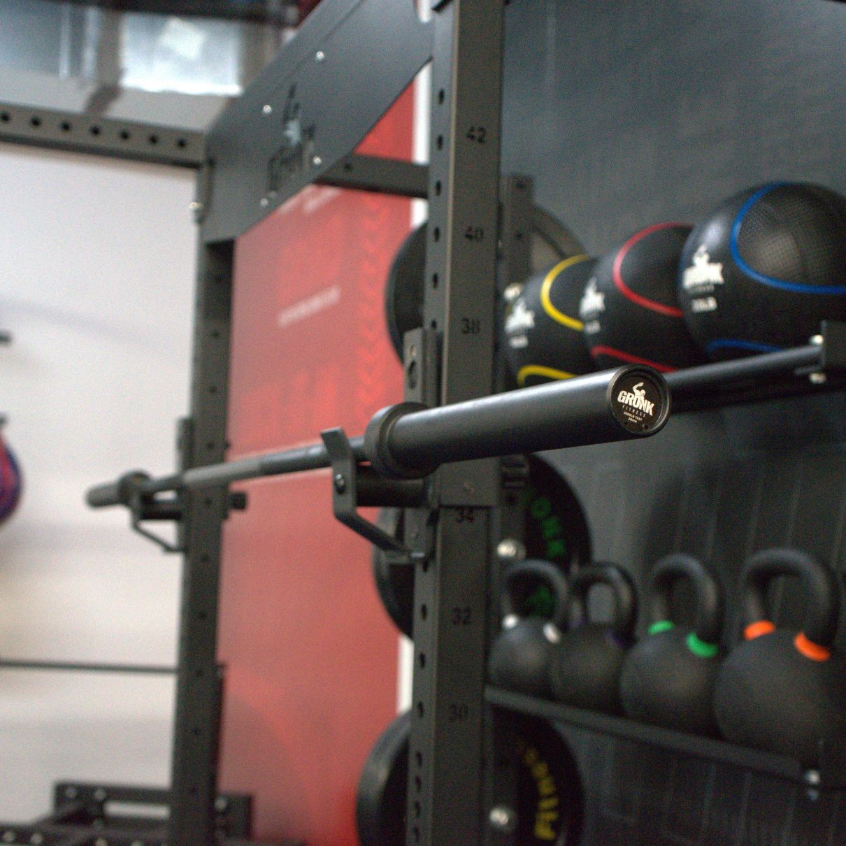 Gronk Fitness Pro Bar 2000lb Test